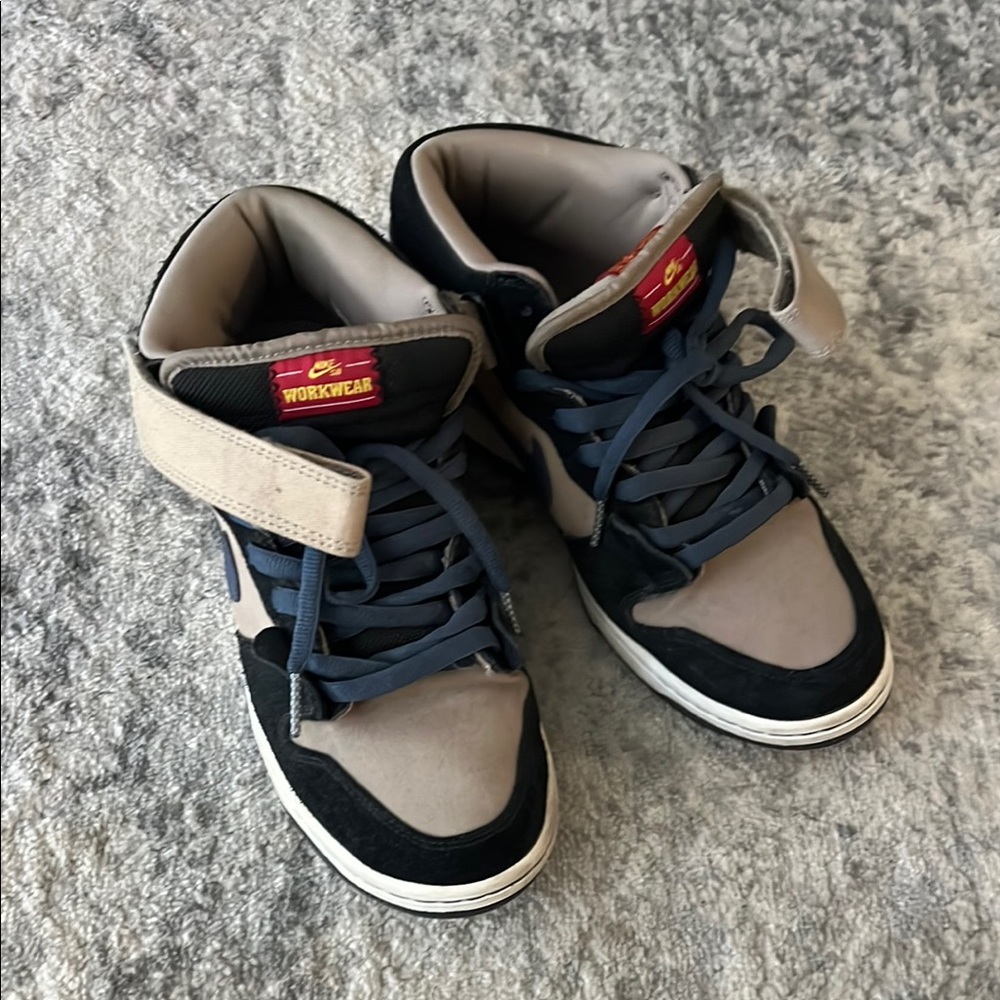 Nike Men's High-Top Sneakers - Black and Tan